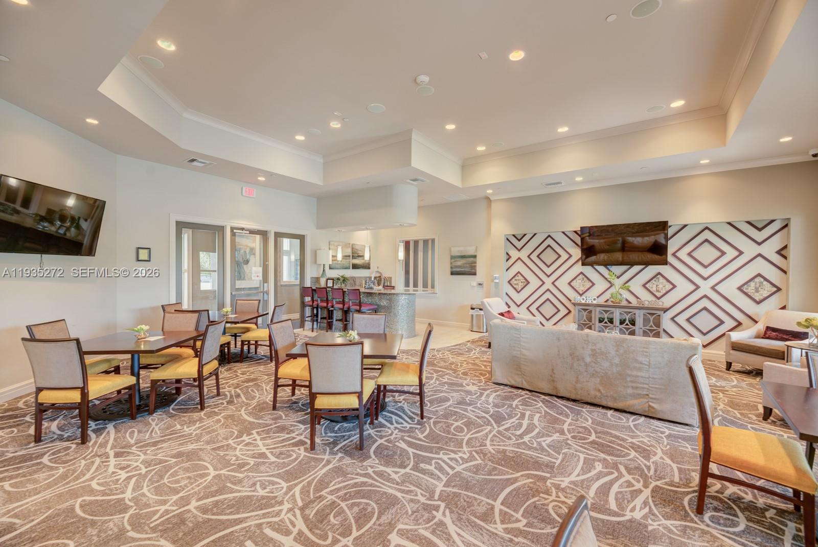 1023 3 / 3 1760 кв.футов $ 2026-01-28 0 Фото