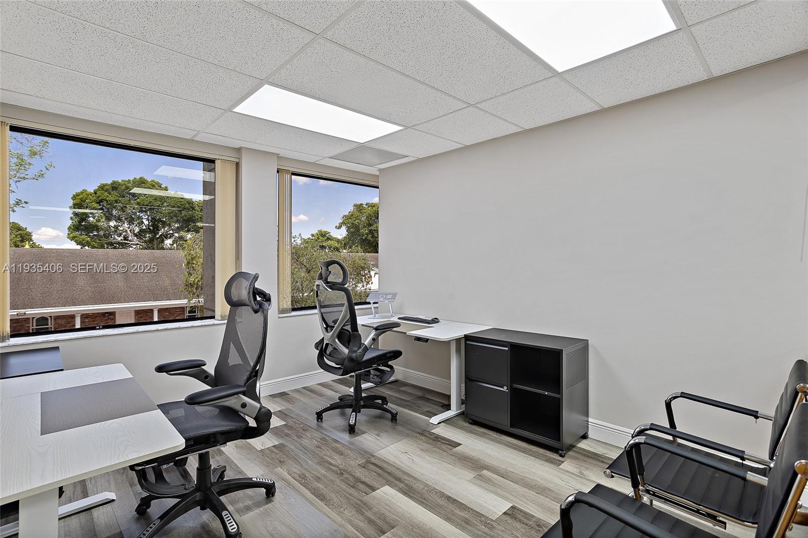   /   sq. ft. $ 2025-12-26 0 Photo