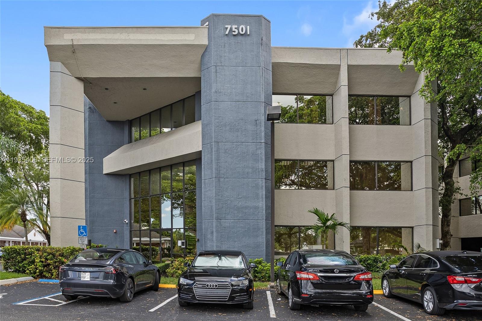   /   sq. ft. $ 2025-12-26 0 Photo