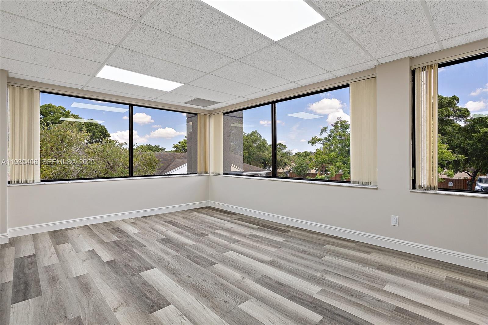   /   sq. ft. $ 2025-12-26 0 Photo