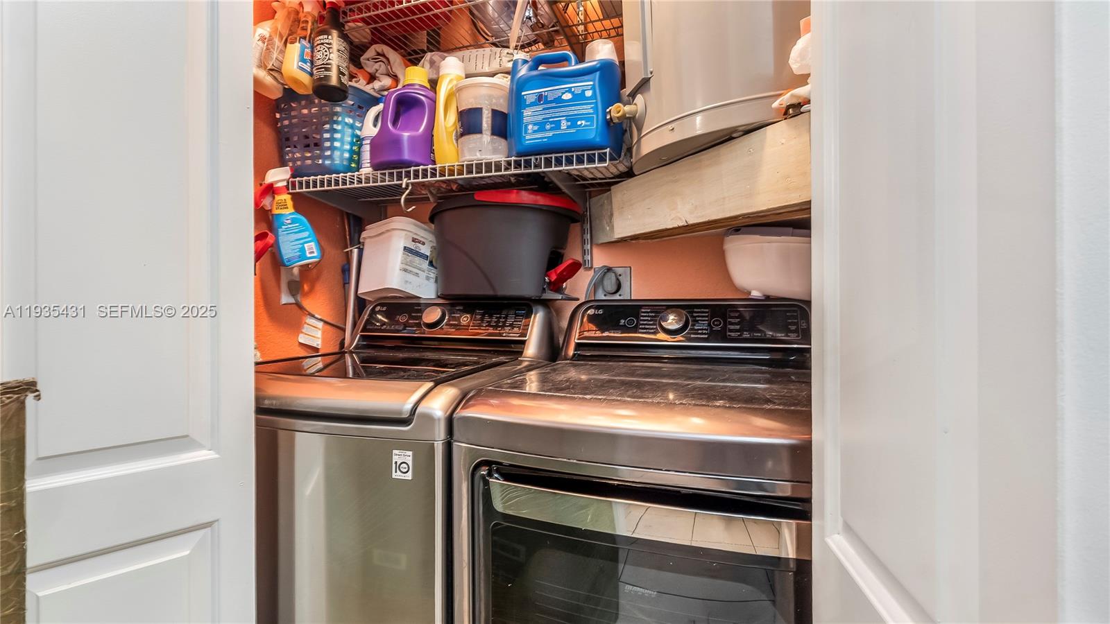   /  2150 sq. ft. $ 2025-12-26 0 foto