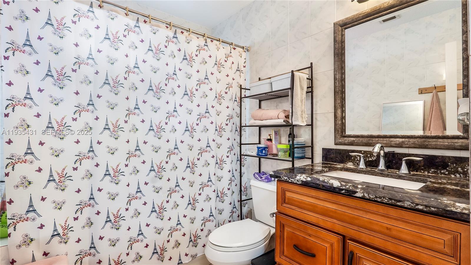   /  2150 sq. ft. $ 2025-12-26 0 foto