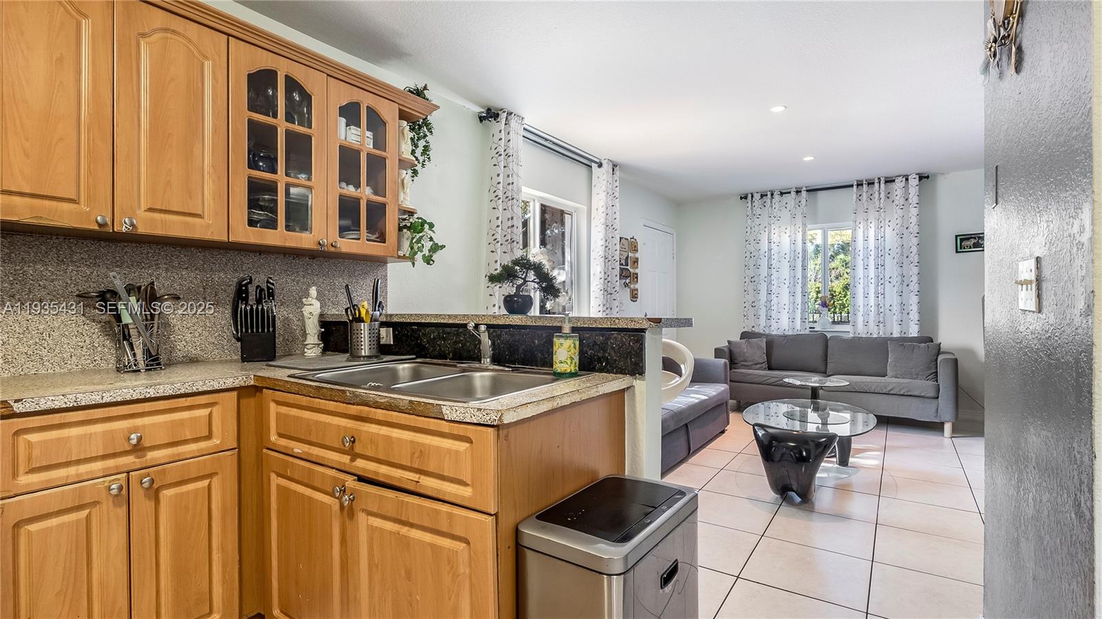   /  2150 sq. ft. $ 2025-12-26 0 foto