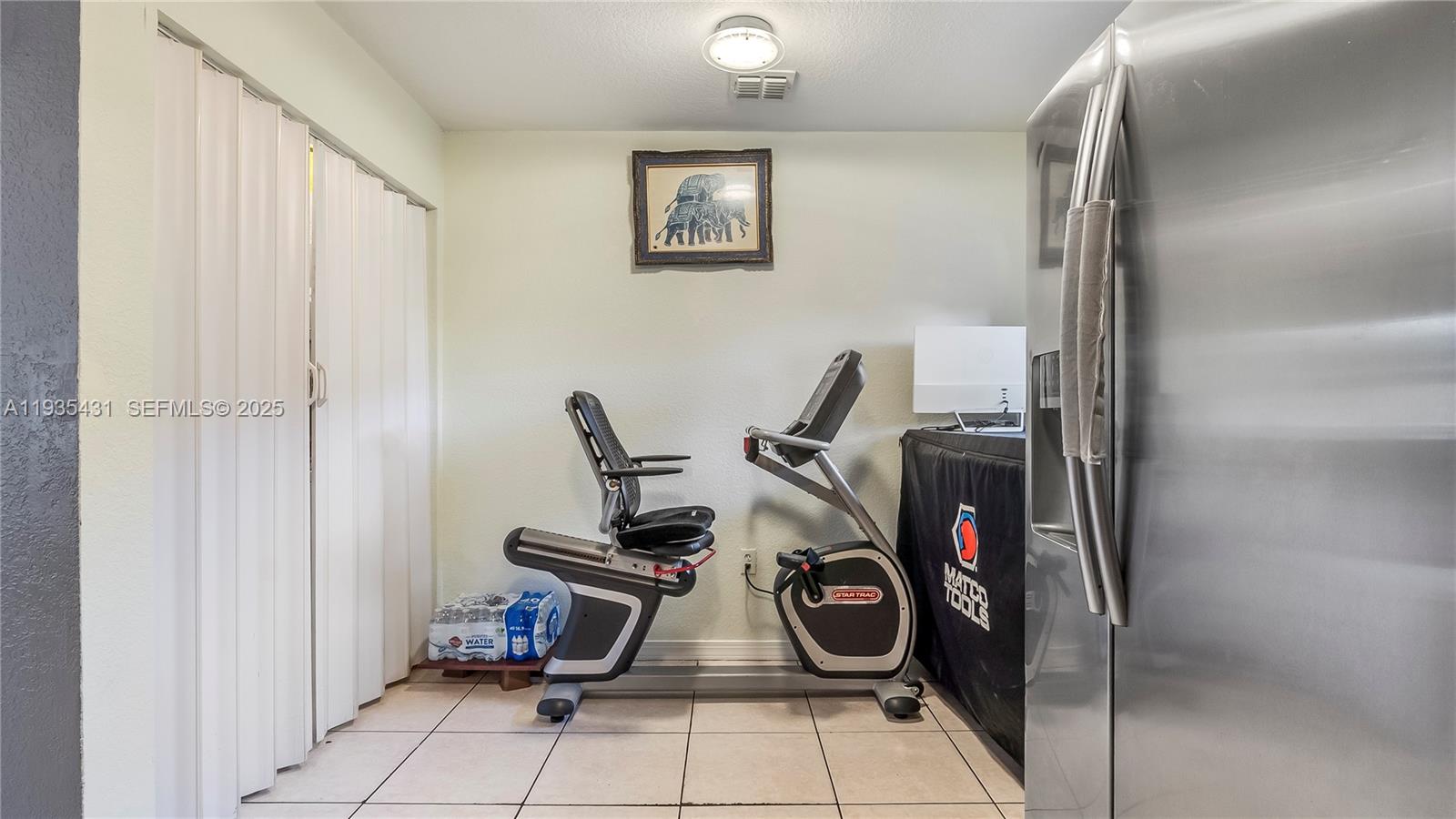   /  2150 sq. ft. $ 2025-12-26 0 foto