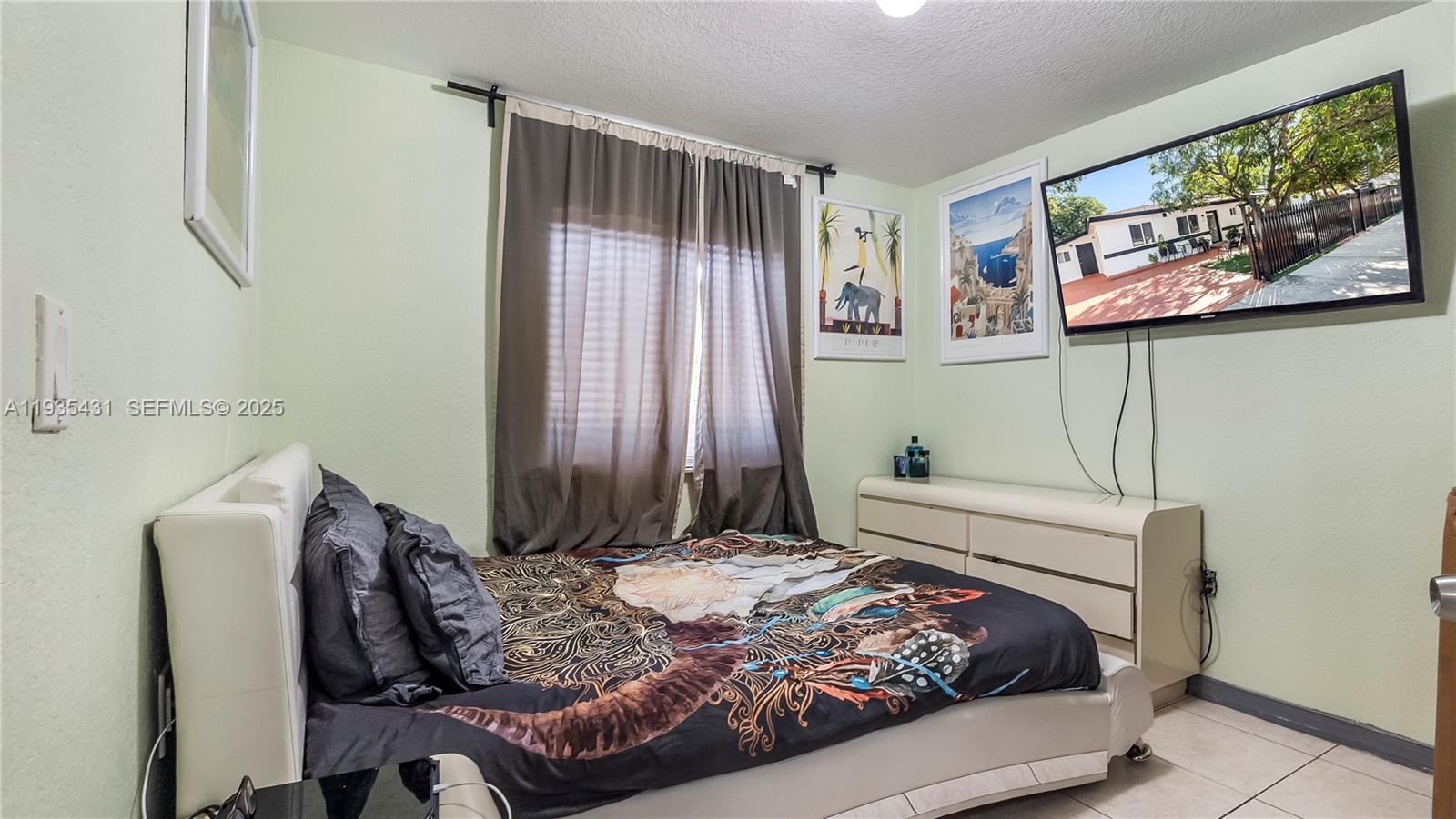   /  2150 sq. ft. $ 2025-12-26 0 foto