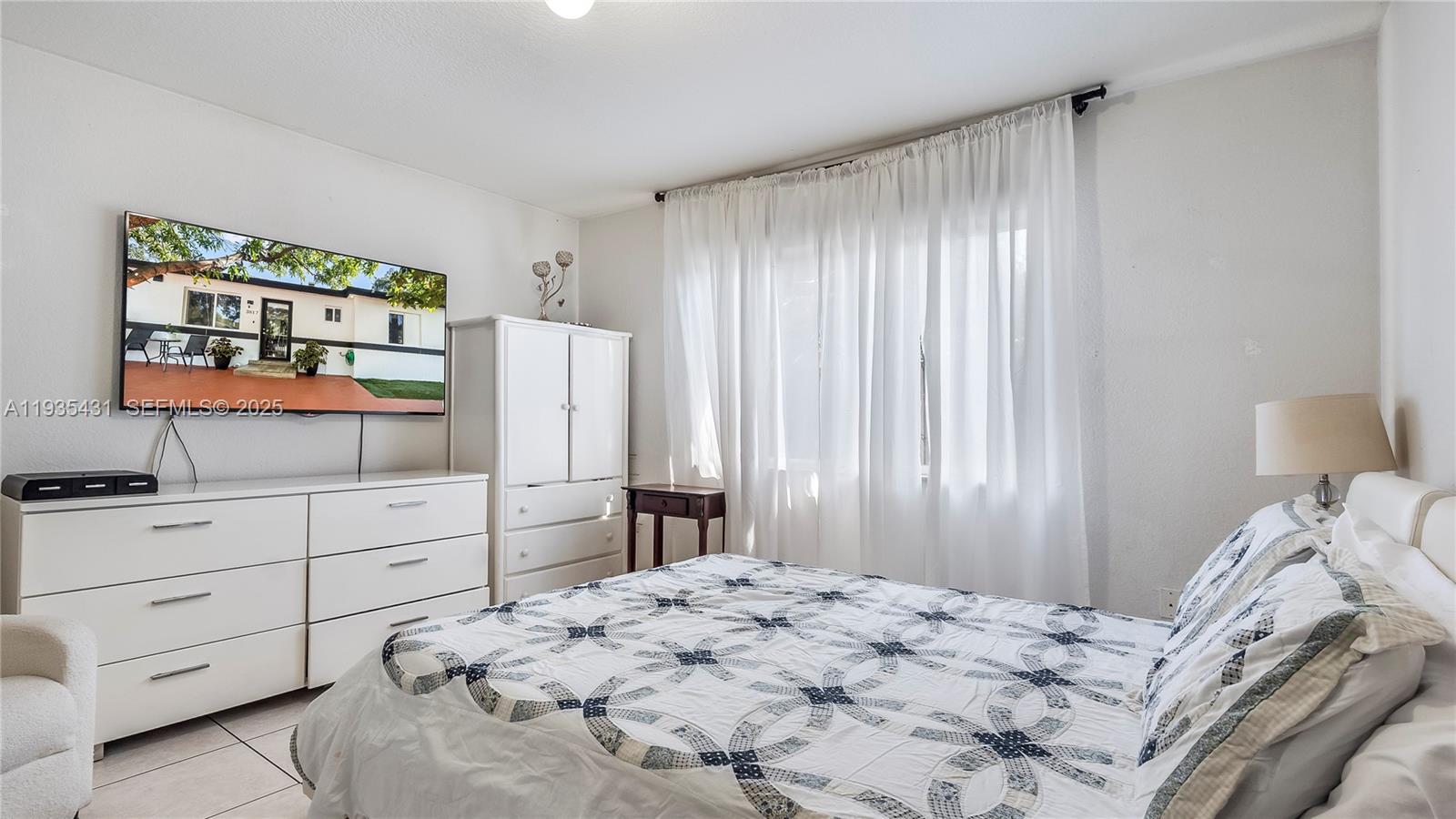   /  2150 sq. ft. $ 2025-12-26 0 foto