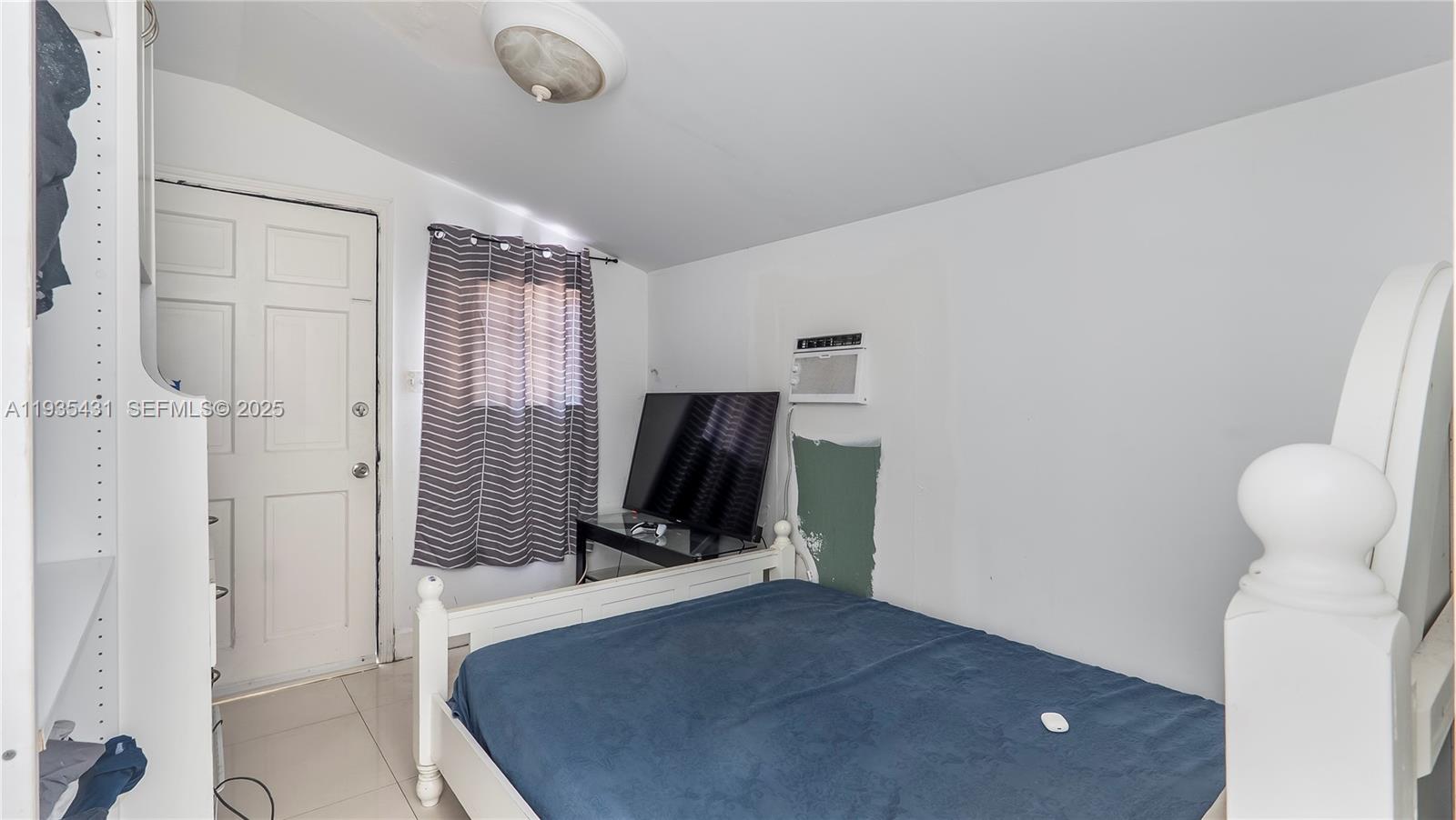   /  2150 sq. ft. $ 2025-12-26 0 foto