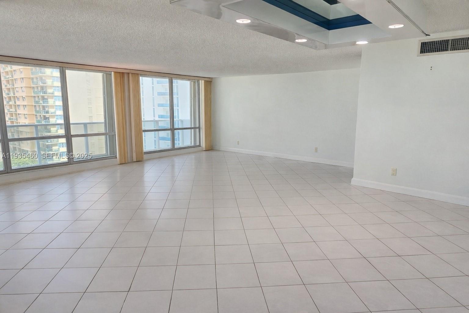 Photo of 2751 Ocean Dr  #1001N, Hollywood, Florida, 33019 - Living - Dining area