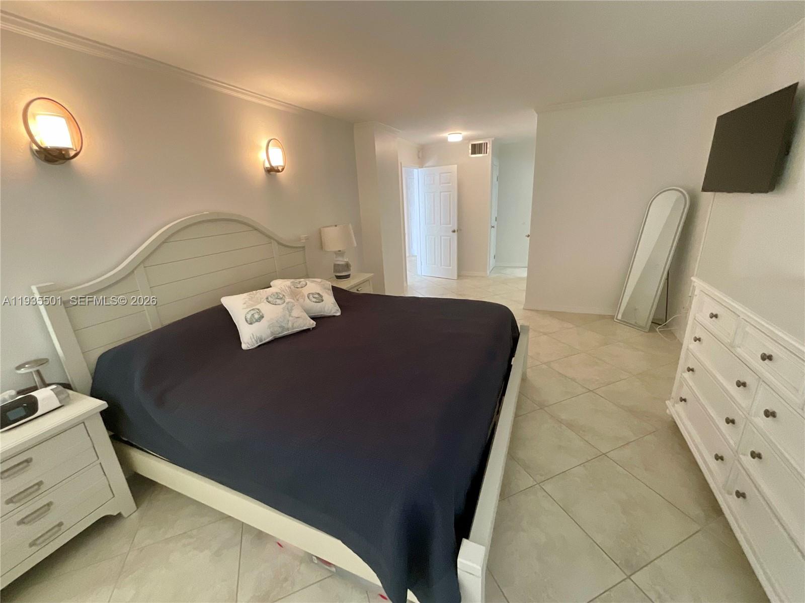 Photo of 2101 Ocean Dr #1006, Hollywood, Florida, 33019 -