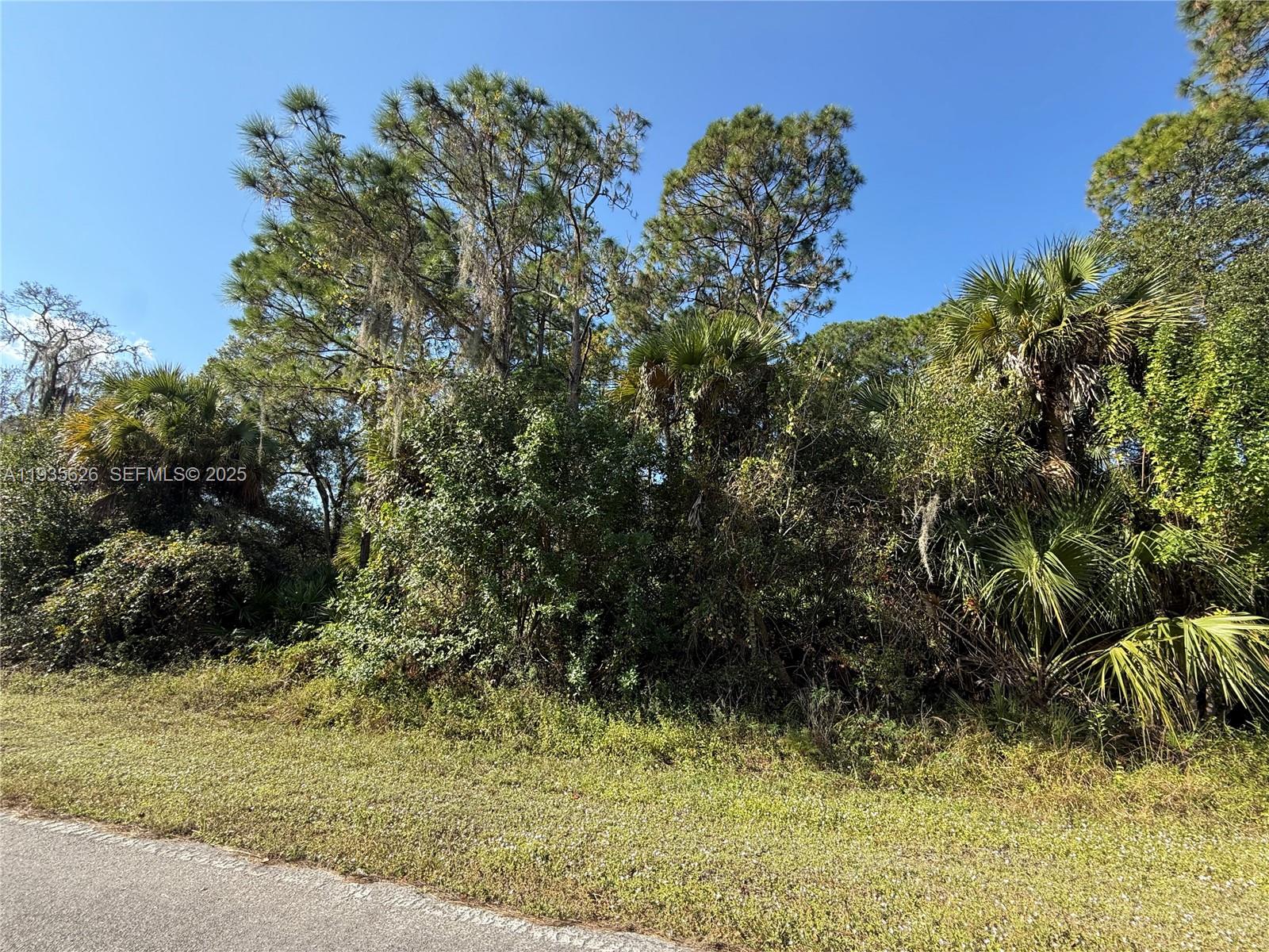   /   sq. ft. $ 2025-12-27 0 foto