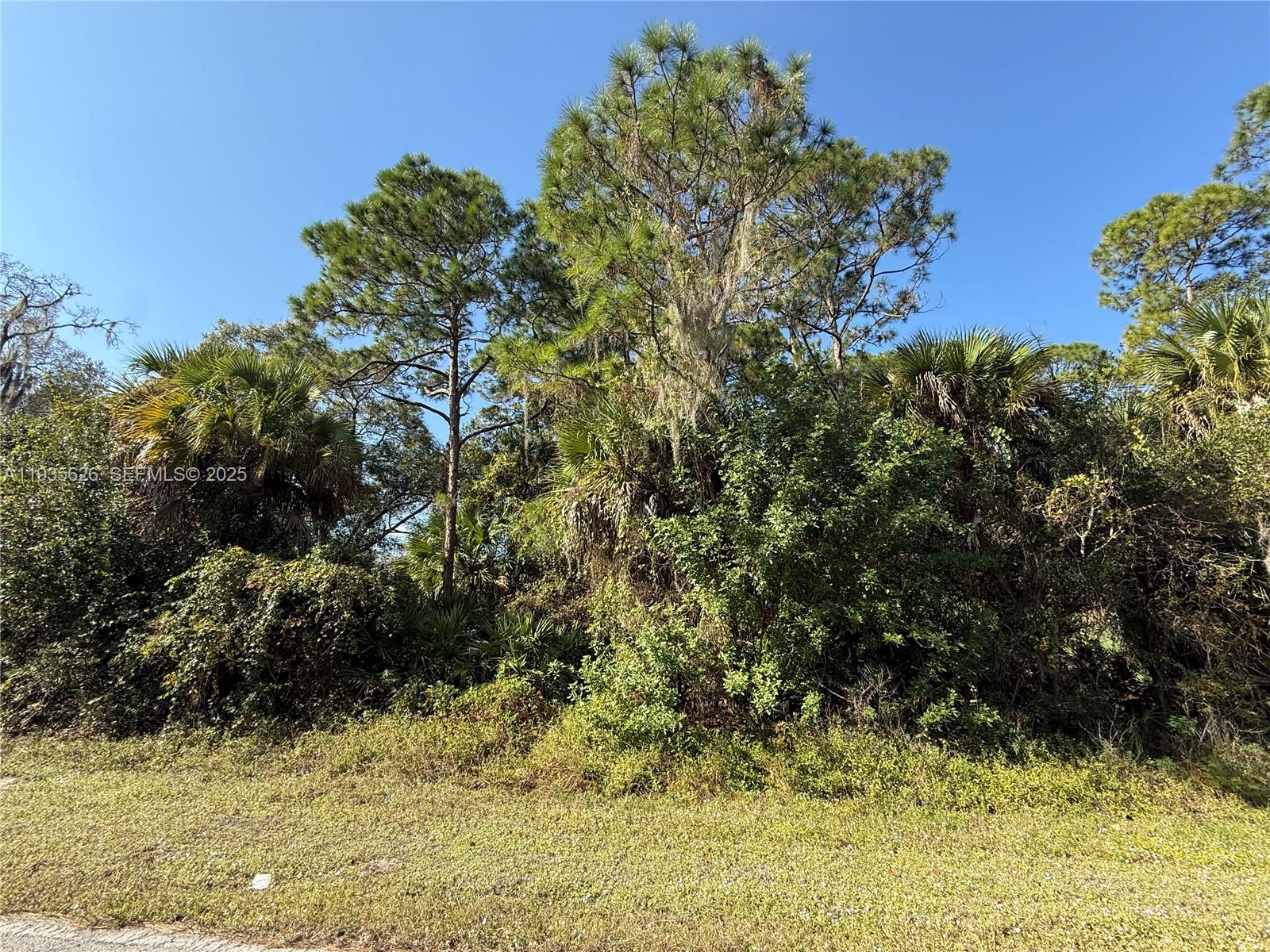   /   sq. ft. $ 2025-12-27 0 foto