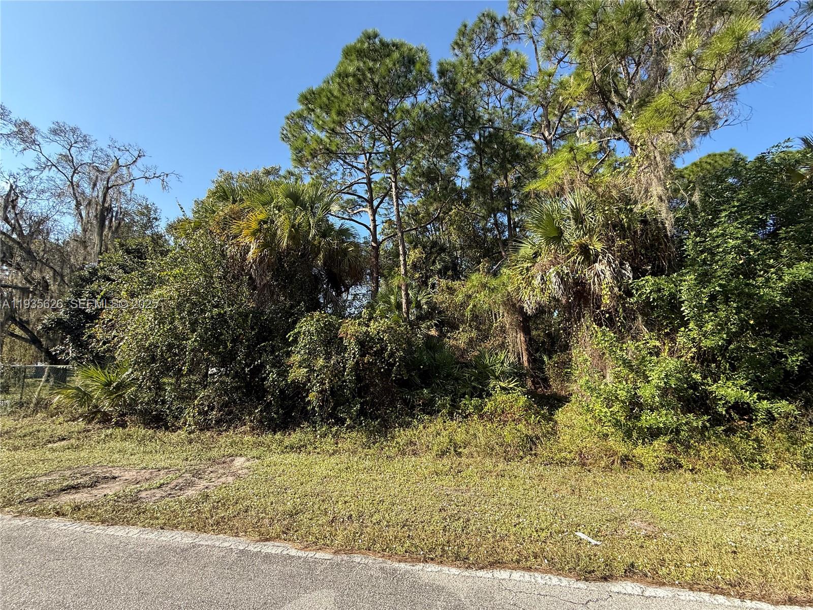   /   sq. ft. $ 2025-12-27 0 foto