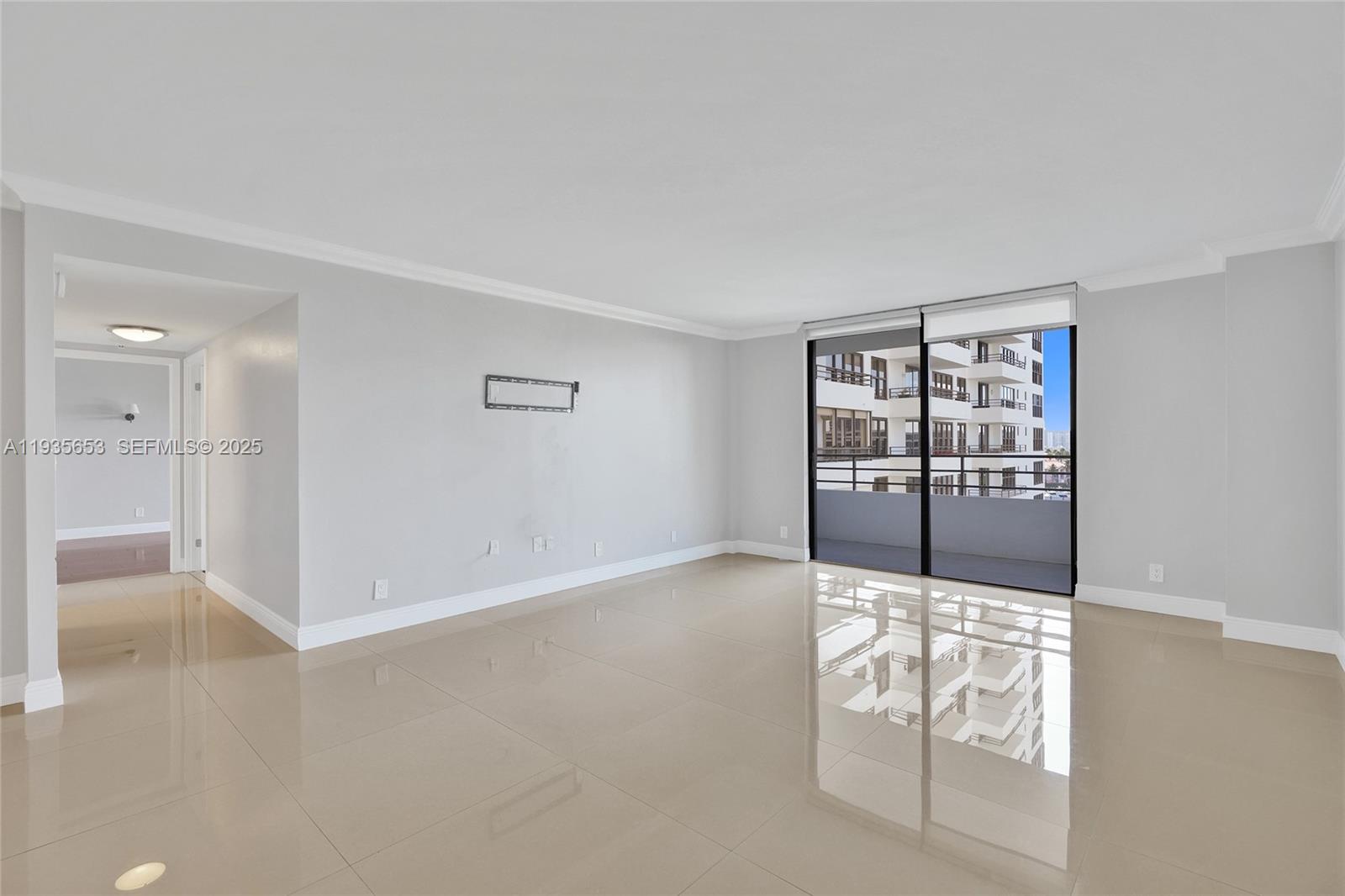 Photo of 2500 Parkview Dr  #917, Hallandale Beach, Florida, 33009 - 