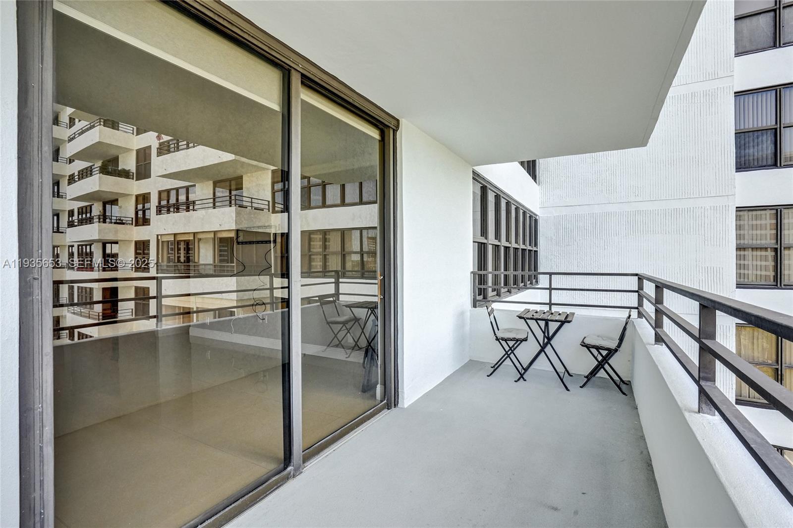 Photo of 2500 Parkview Dr  #917, Hallandale Beach, Florida, 33009 - 