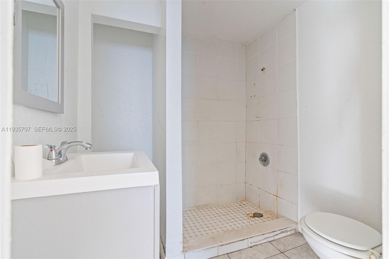 Подробнее / 7382 кв.футов $ 2025-12-27 0 Фото