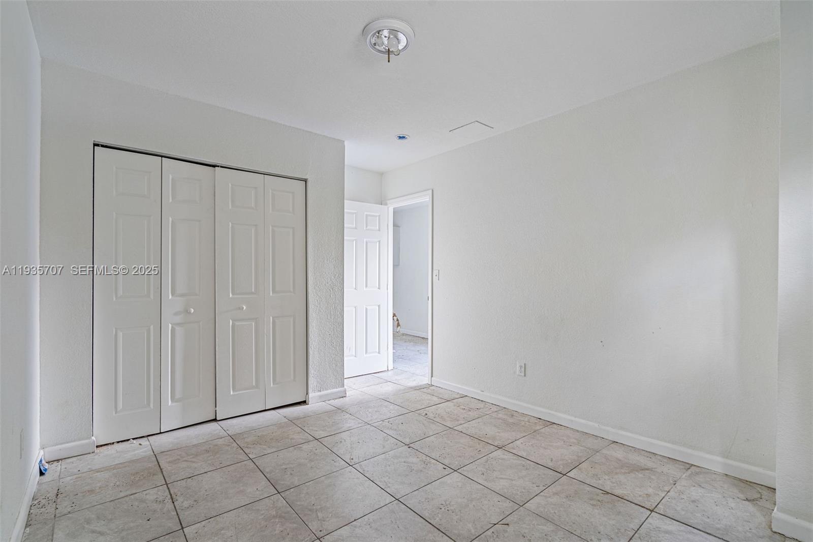 Подробнее / 7382 кв.футов $ 2025-12-27 0 Фото