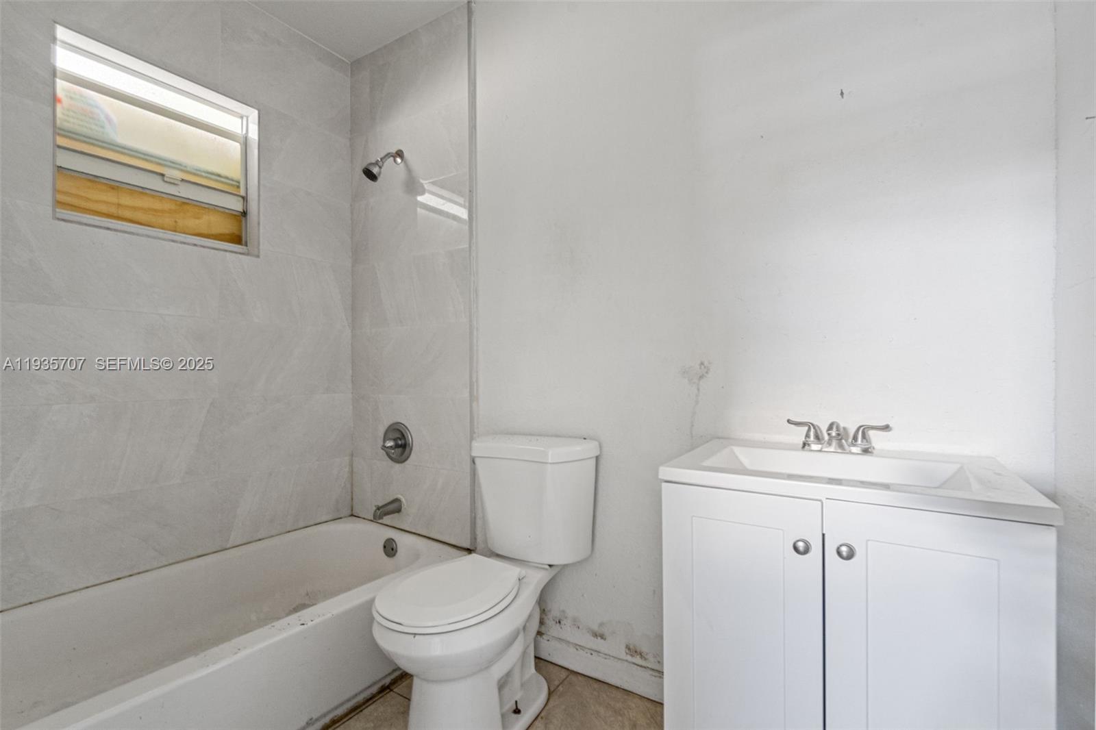 Подробнее / 7382 кв.футов $ 2025-12-27 0 Фото