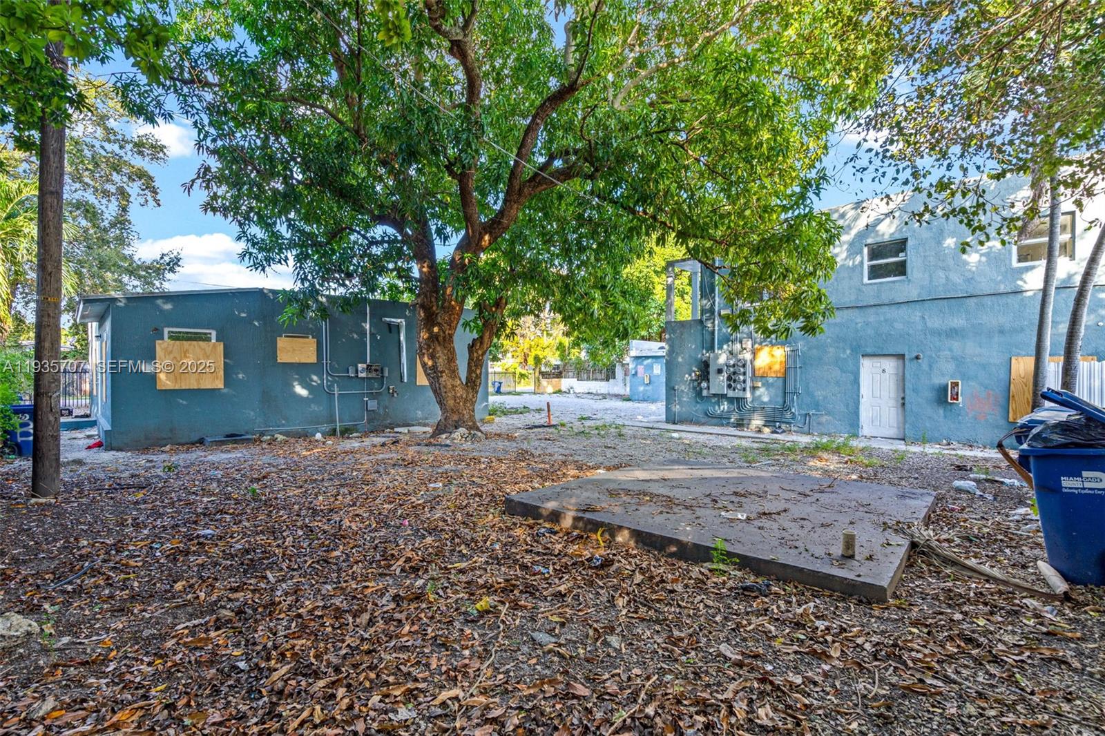 Подробнее / 7382 кв.футов $ 2025-12-27 0 Фото