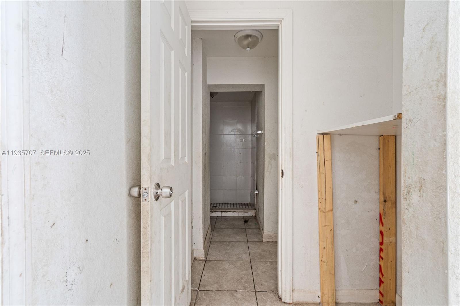 Подробнее / 7382 кв.футов $ 2025-12-27 0 Фото