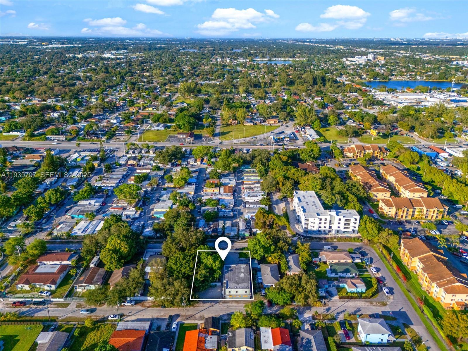 Подробнее / 7382 кв.футов $ 2025-12-27 0 Фото