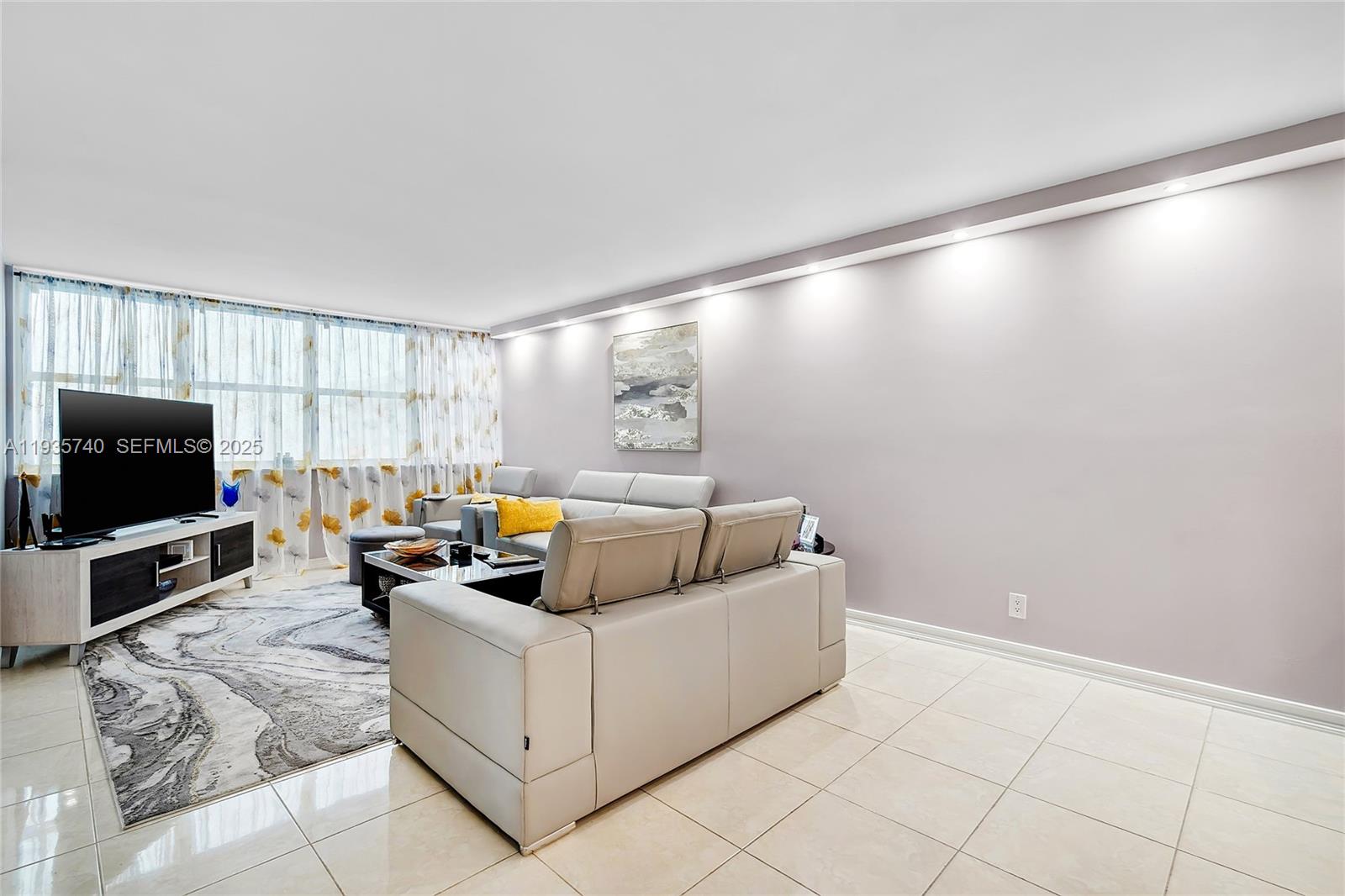 Photo of 1400 Ocean Dr #802, Hollywood, Florida, 33019 -