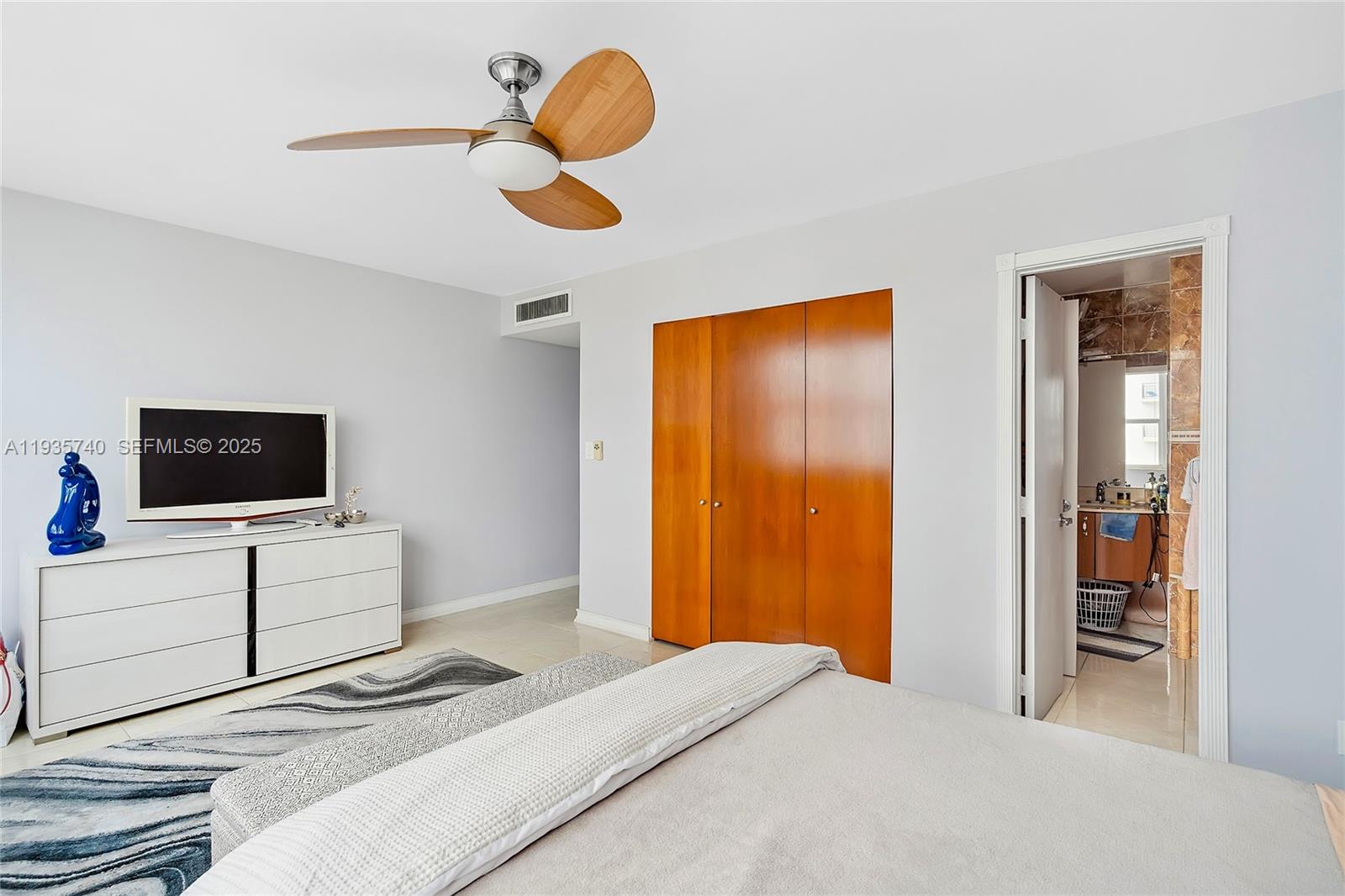 Photo of 1400 Ocean Dr #802, Hollywood, Florida, 33019 -