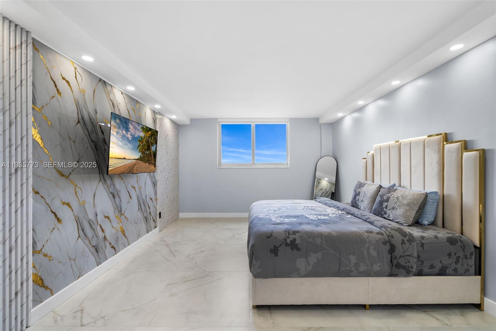 Photo of 19380 Collins Ave  #826, Sunny Isles Beach, Florida, 33160 - 