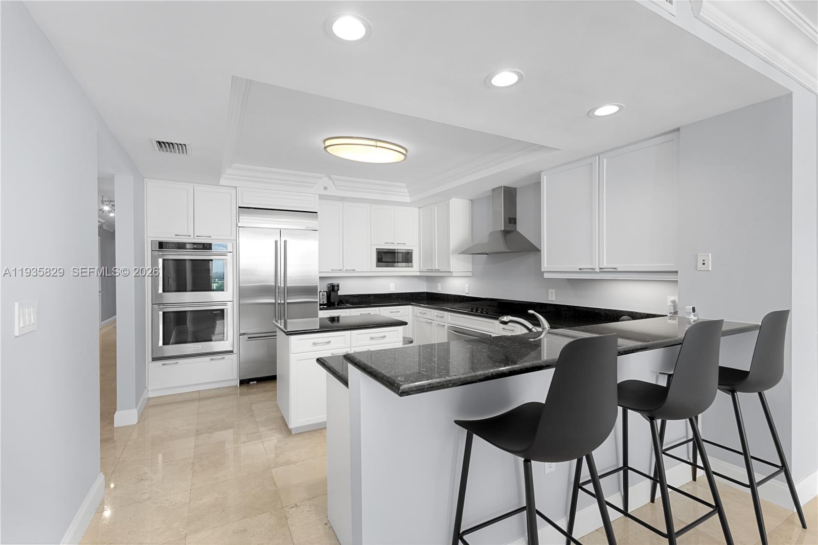 Photo of 20201 Country Club Dr  #2506, Aventura, Florida, 33180 - 