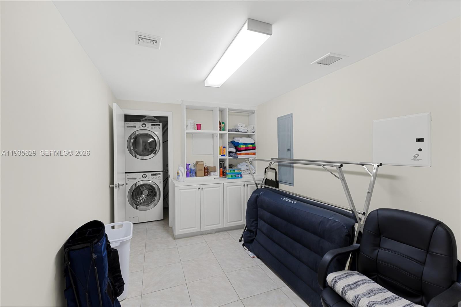 Photo of 20201 Country Club Dr  #2506, Aventura, Florida, 33180 - 