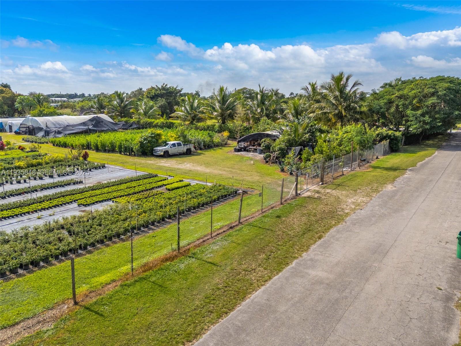 See details / sq. ft. $ 2025-12-28 0 Photo