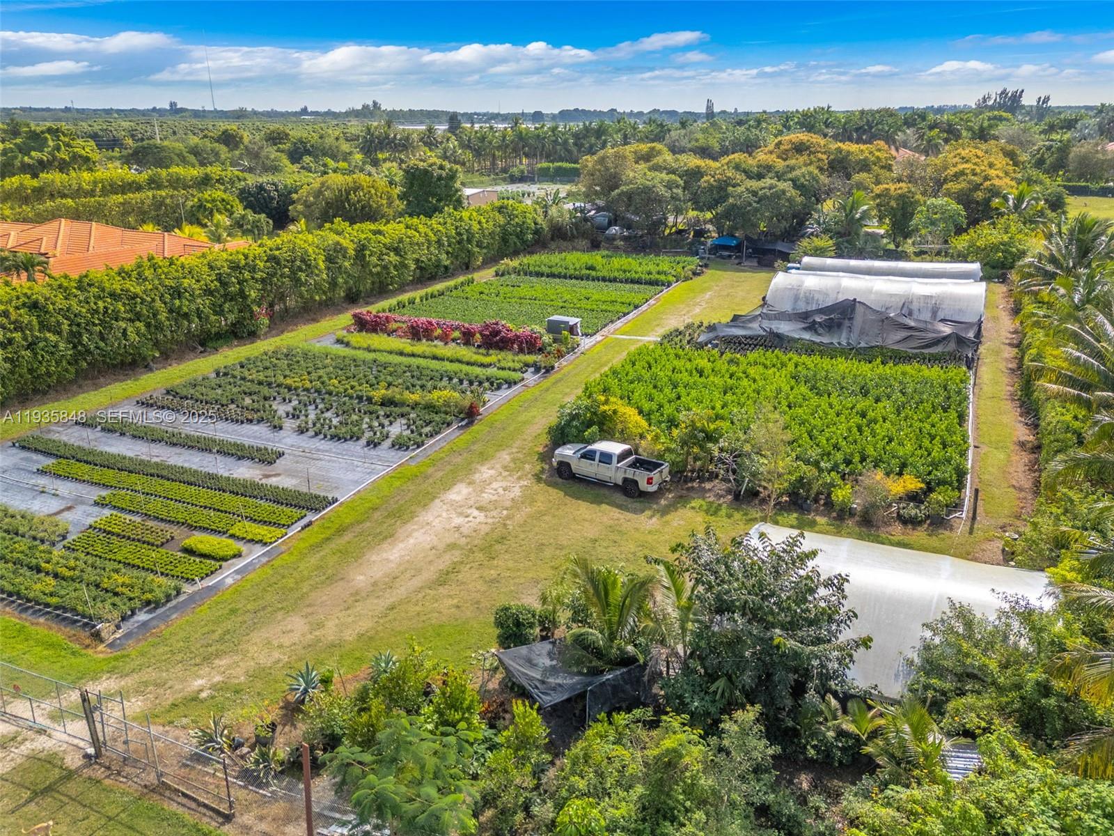 See details / sq. ft. $ 2025-12-28 0 Photo