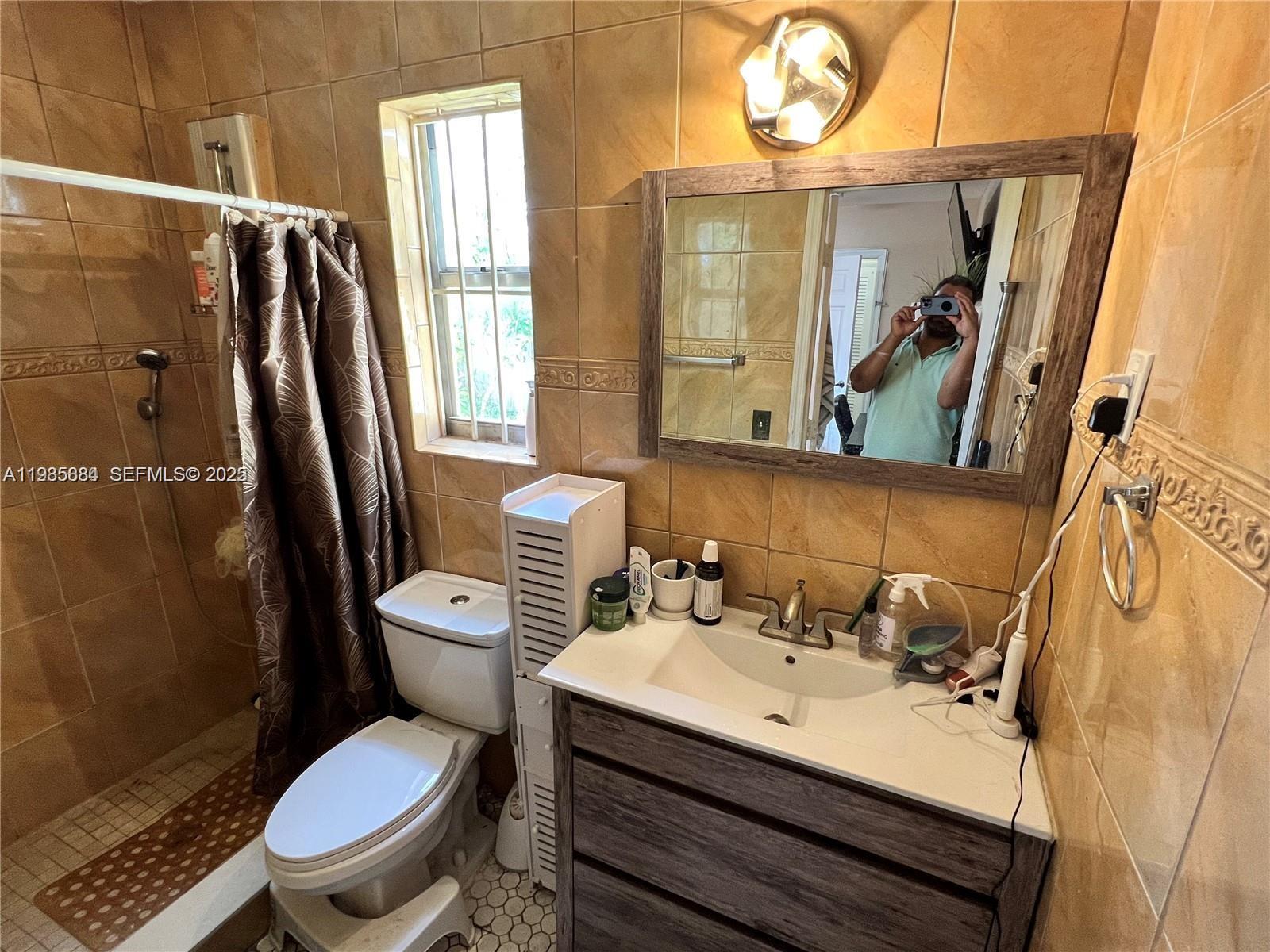   /  2590 кв.футов $ 2025-12-28 0 Фото