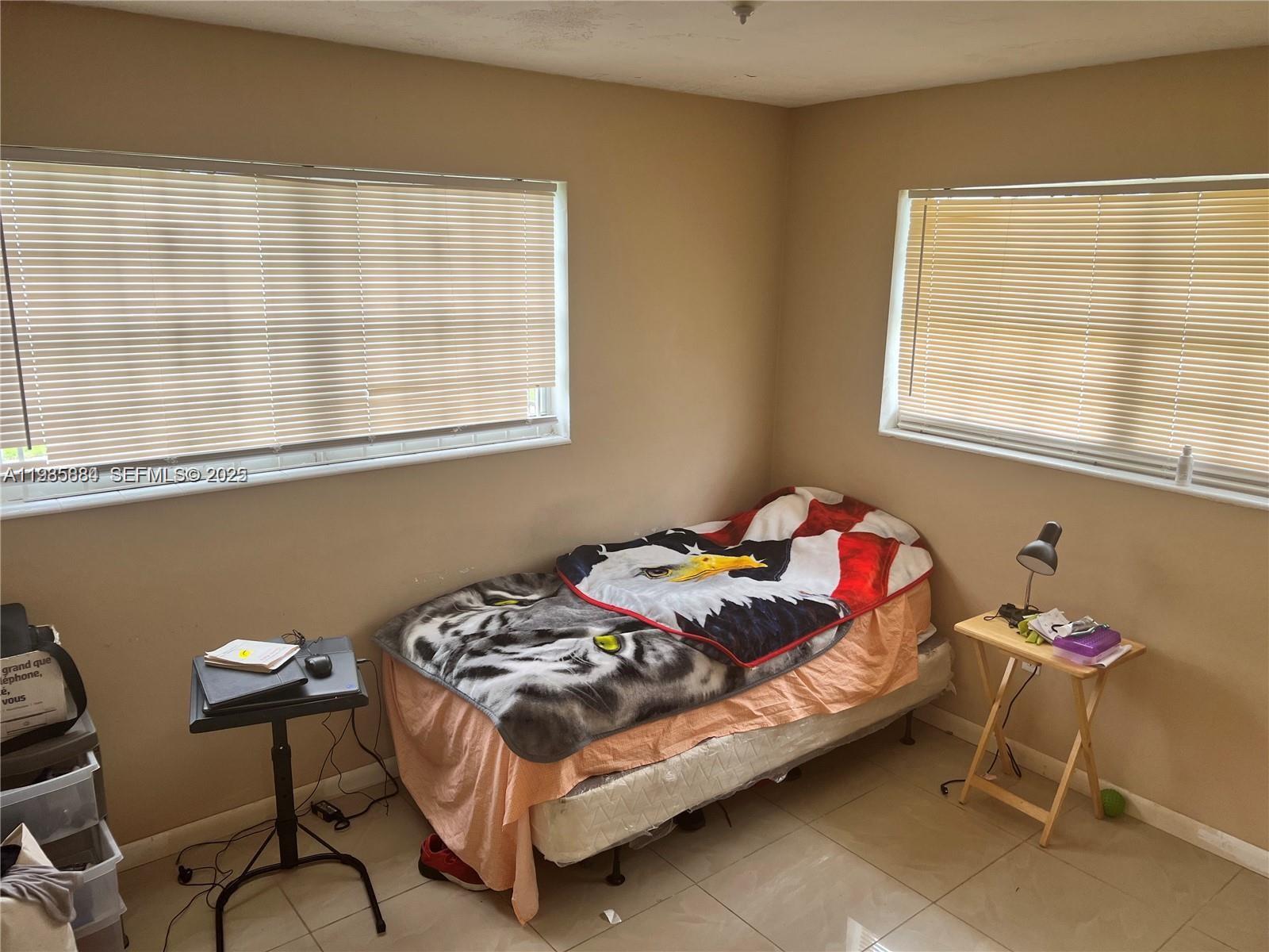   /  2590 кв.футов $ 2025-12-28 0 Фото