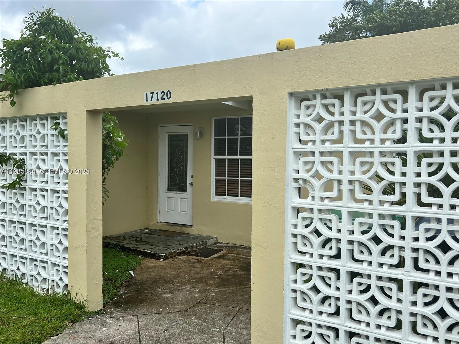   /  2590 кв.футов $ 2025-12-28 0 Фото