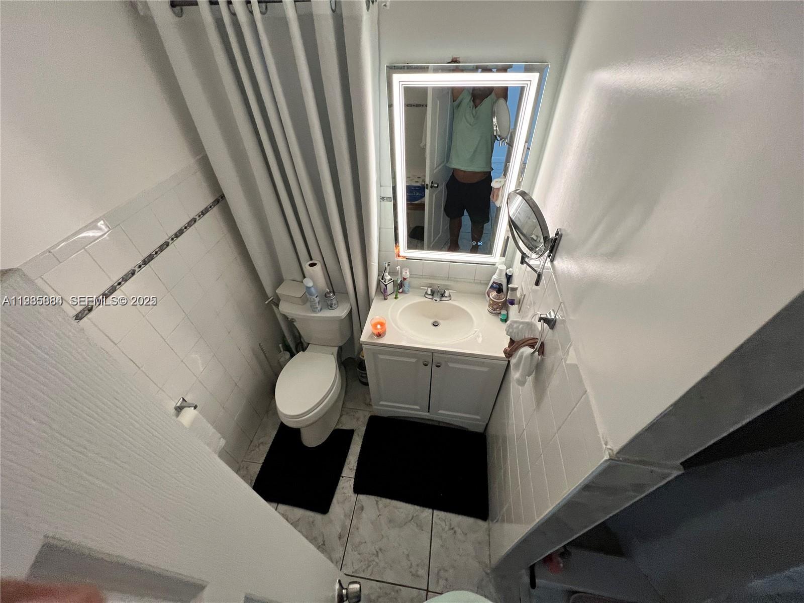   /  2590 кв.футов $ 2025-12-28 0 Фото