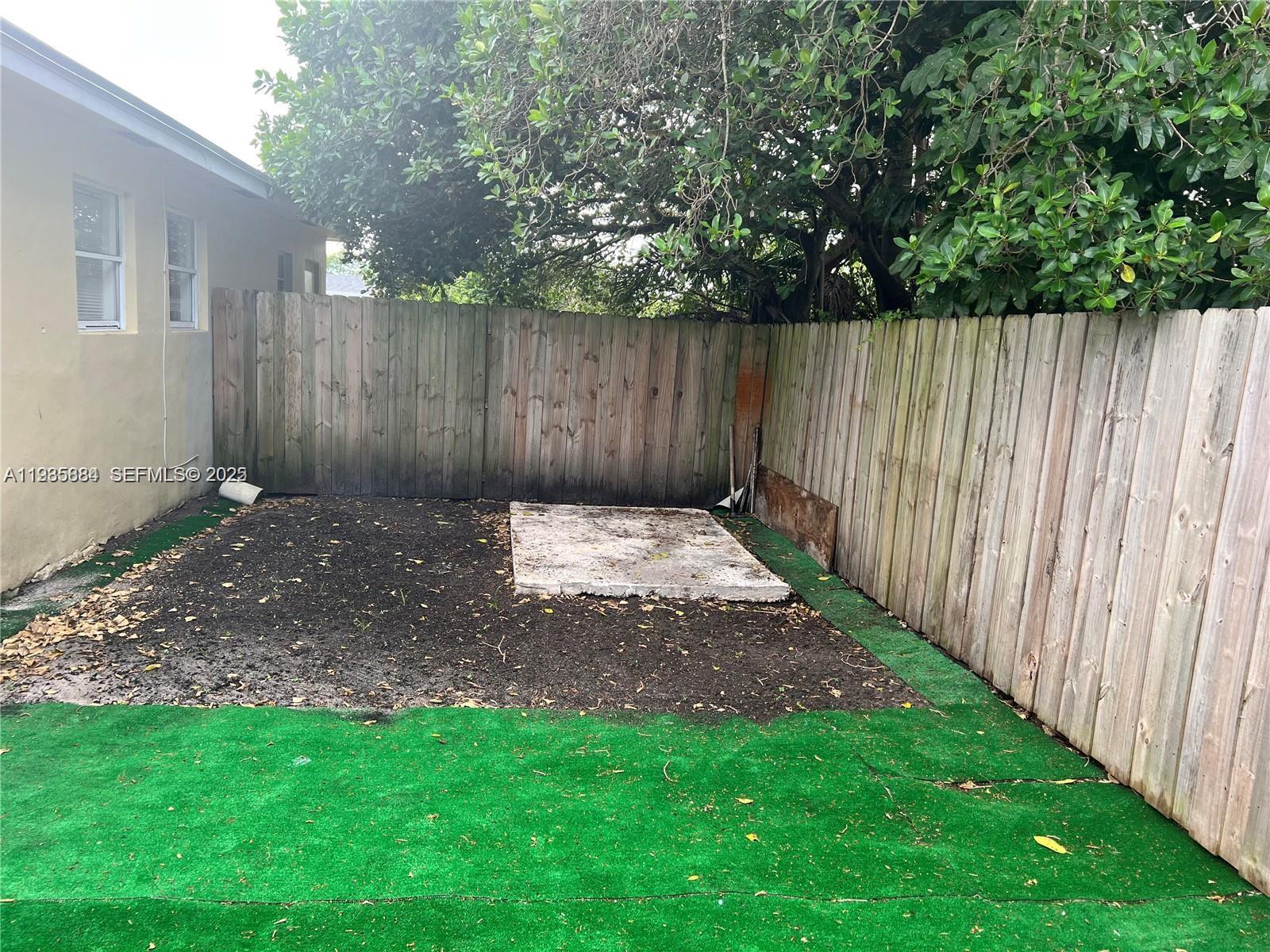   /  2590 кв.футов $ 2025-12-28 0 Фото