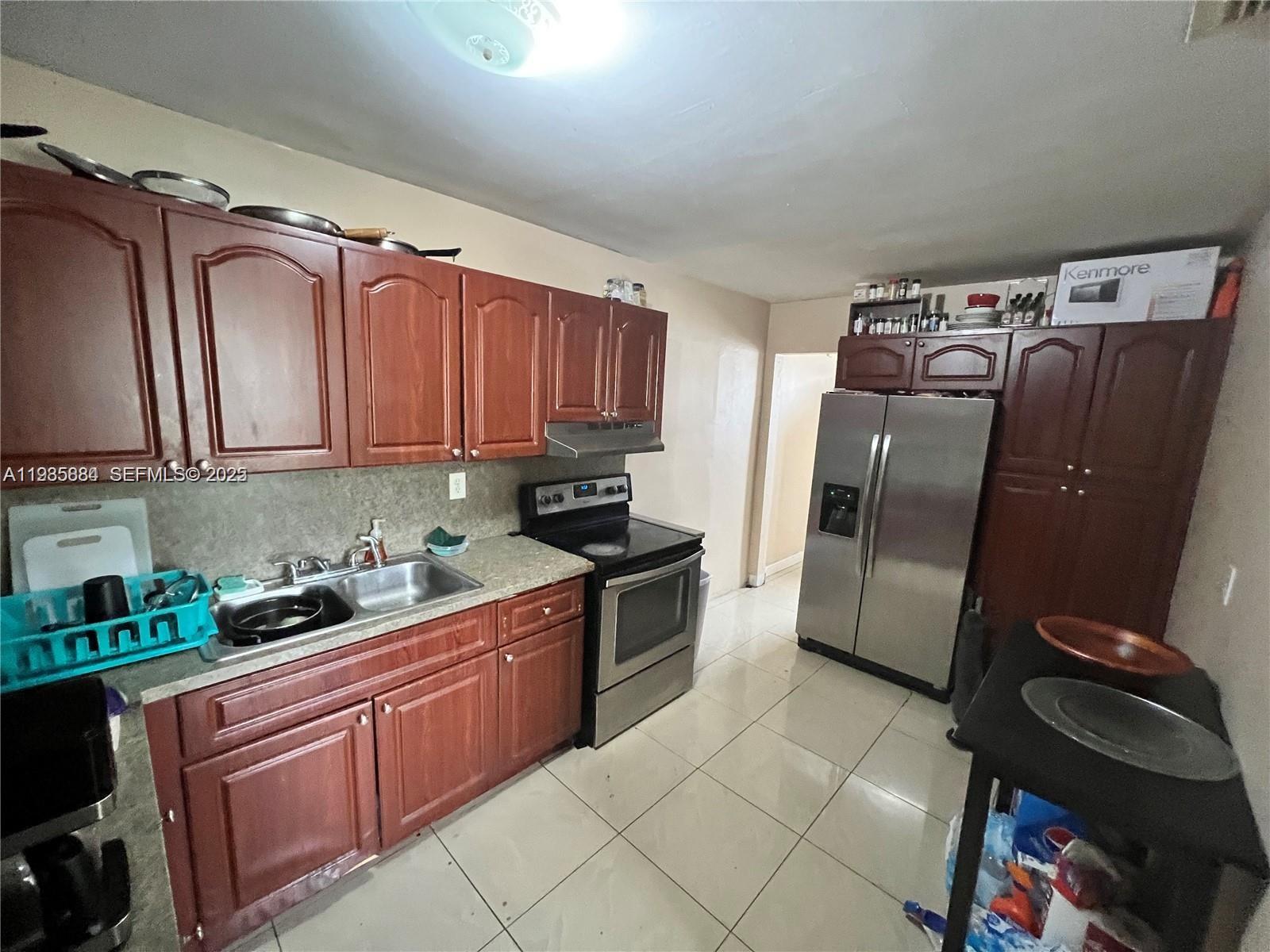   /  2590 кв.футов $ 2025-12-28 0 Фото