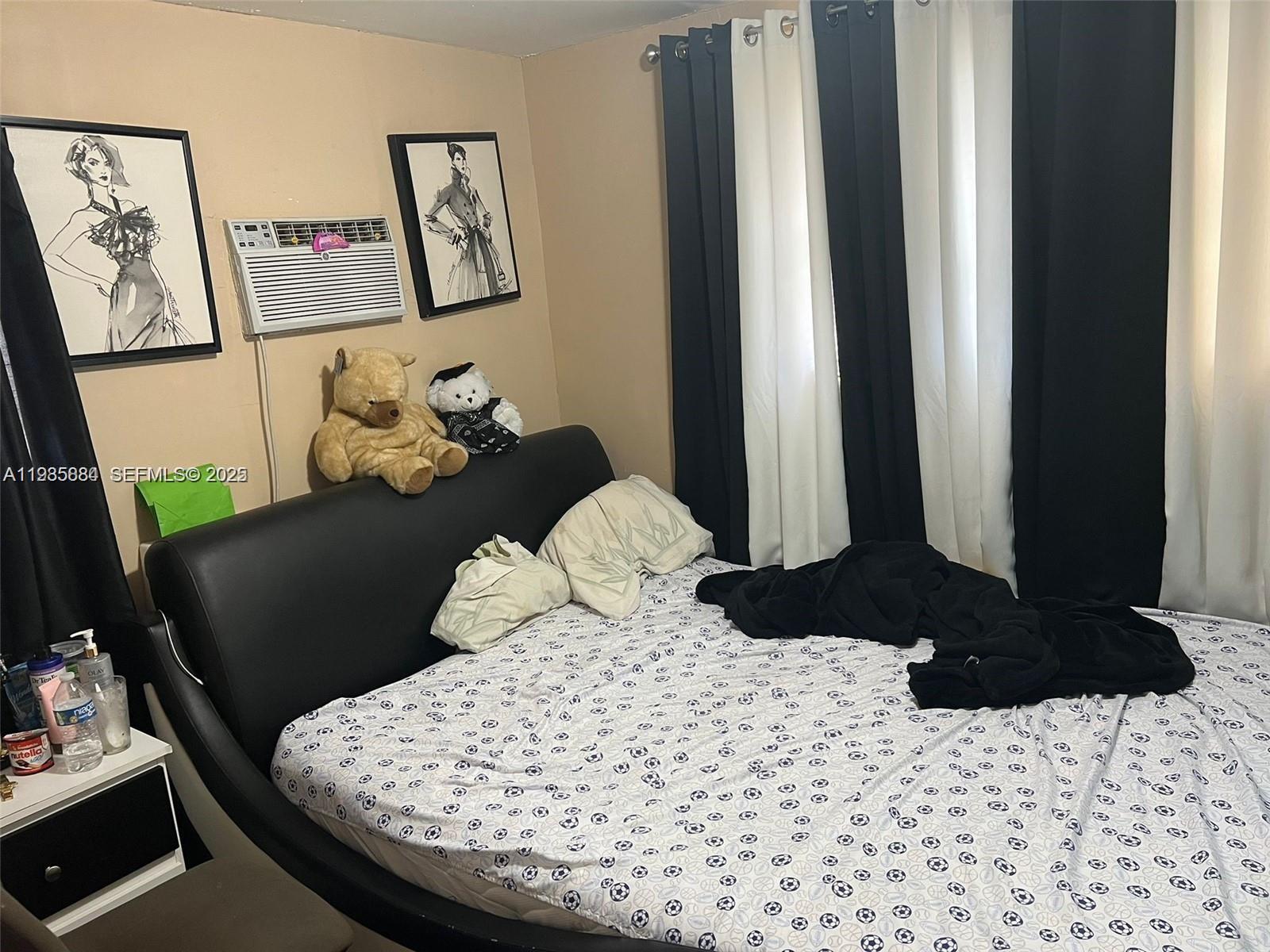   /  2590 кв.футов $ 2025-12-28 0 Фото