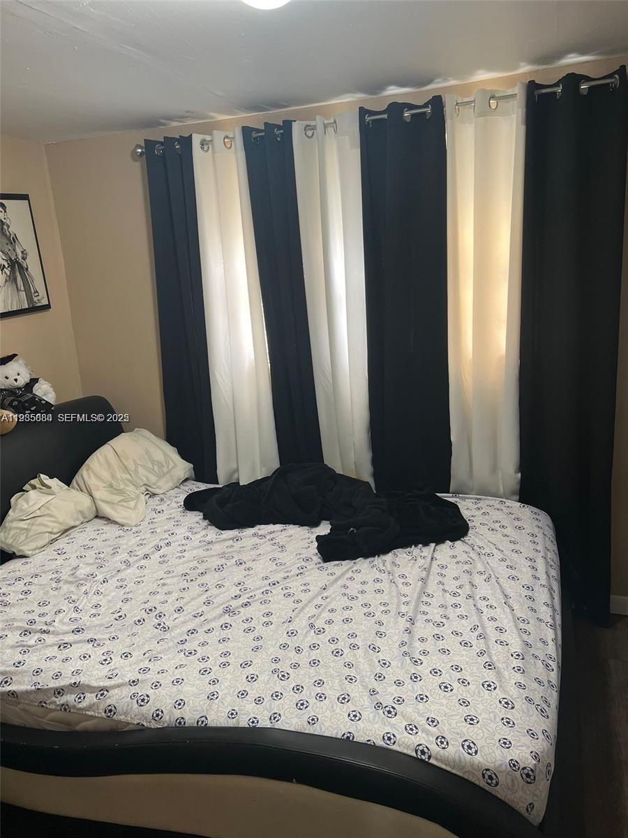   /  2590 кв.футов $ 2025-12-28 0 Фото