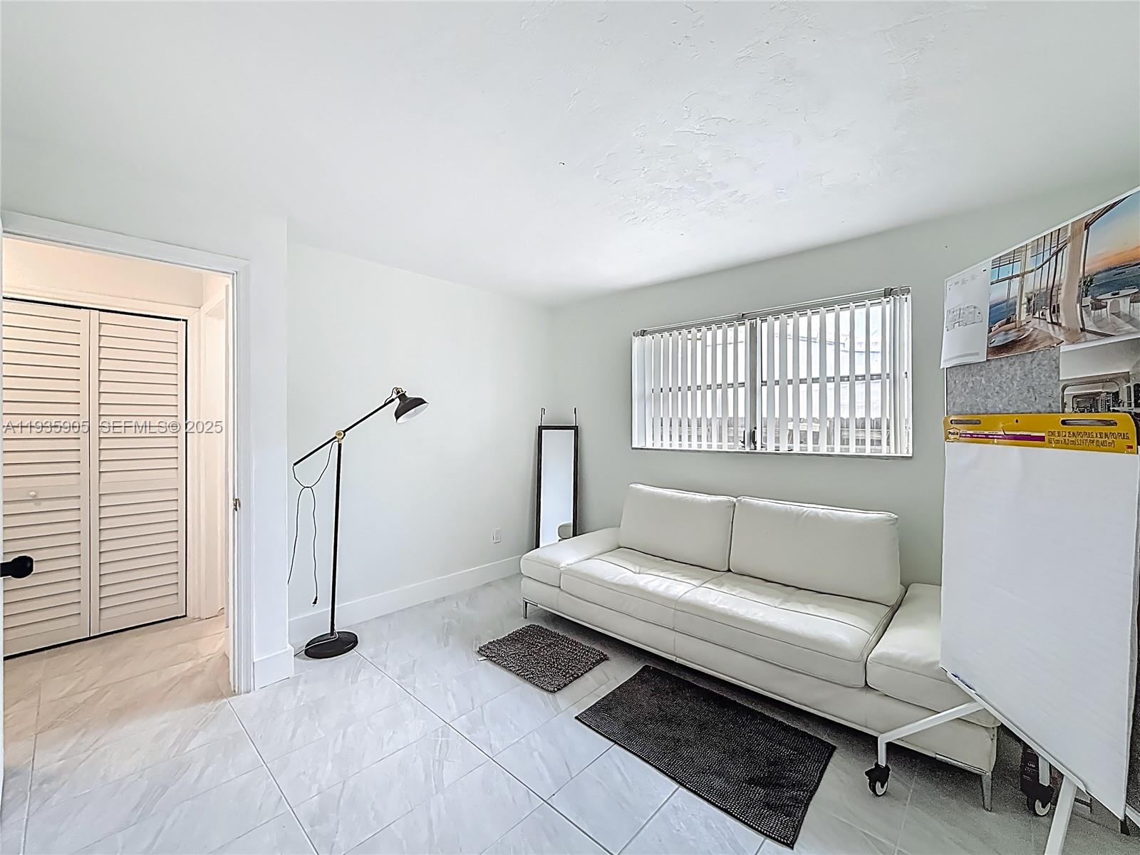 See details / 2135 sq. ft. $ 2025-12-28 0 Photo