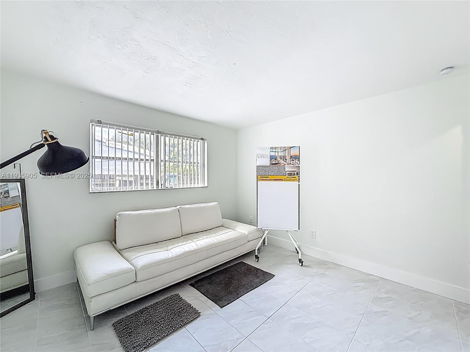 See details / 2135 sq. ft. $ 2025-12-28 0 Photo