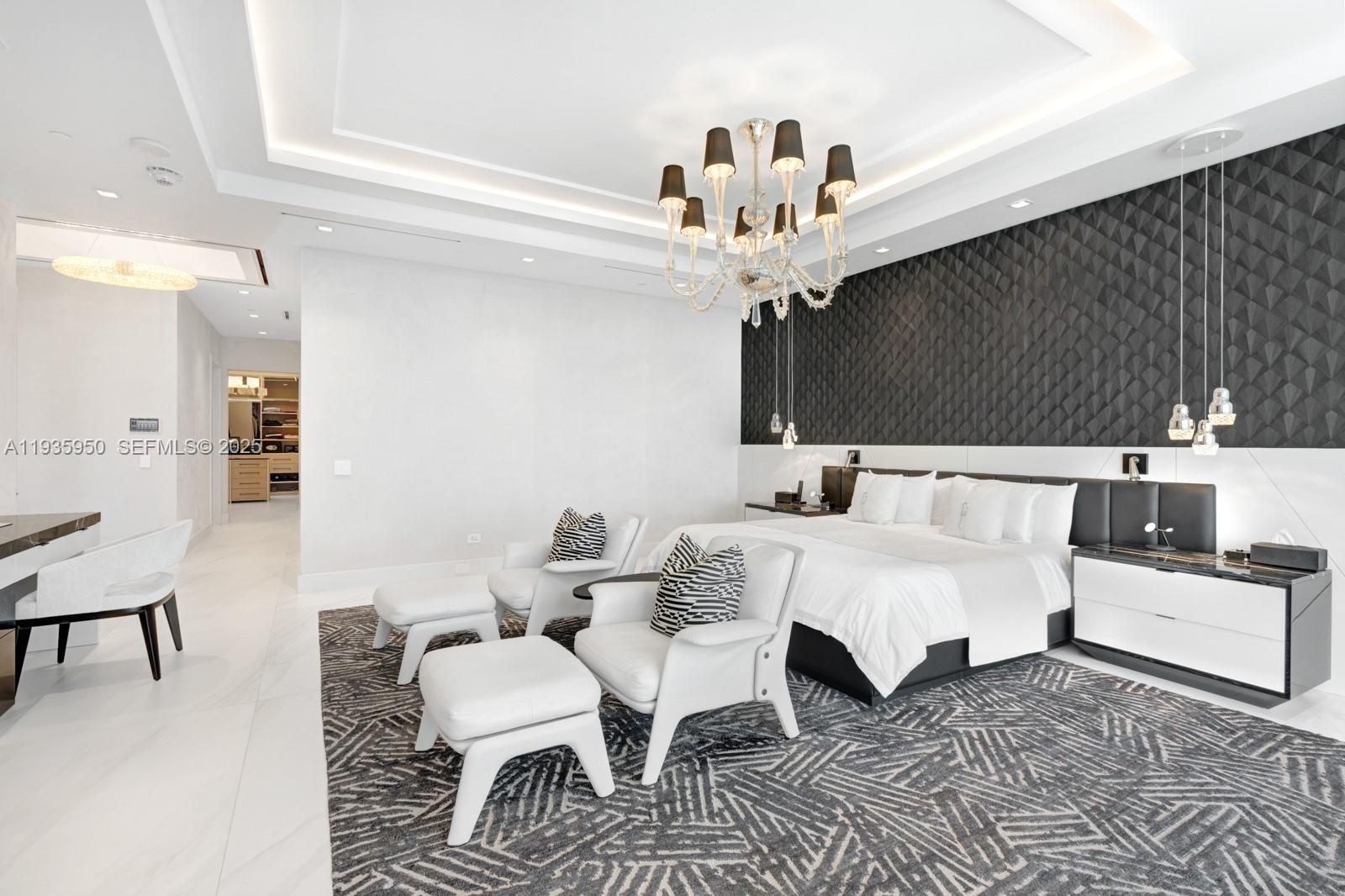 2304 5 / 7 6740 sq. ft. $ 2025-12-29 0 Photo