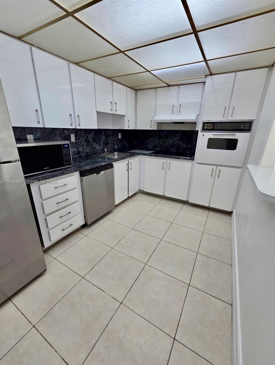 Photo of 19390 Collins Ave  #619, Sunny Isles Beach, Florida, 33160 - 