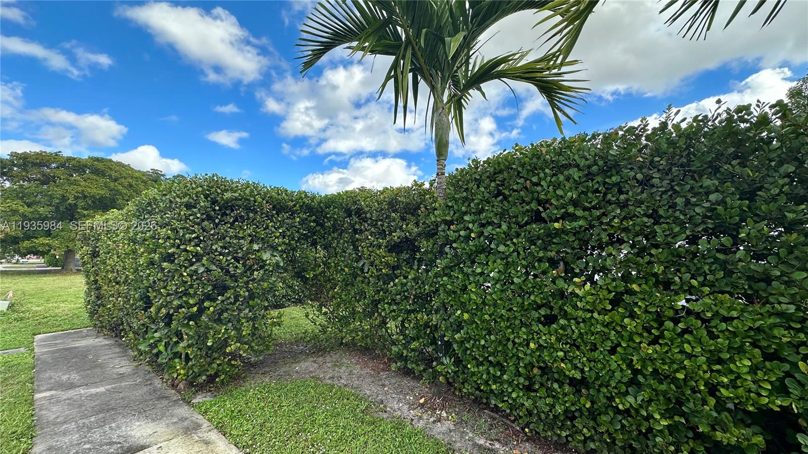   /  3998 sq. ft. $ 2025-12-29 0 Photo