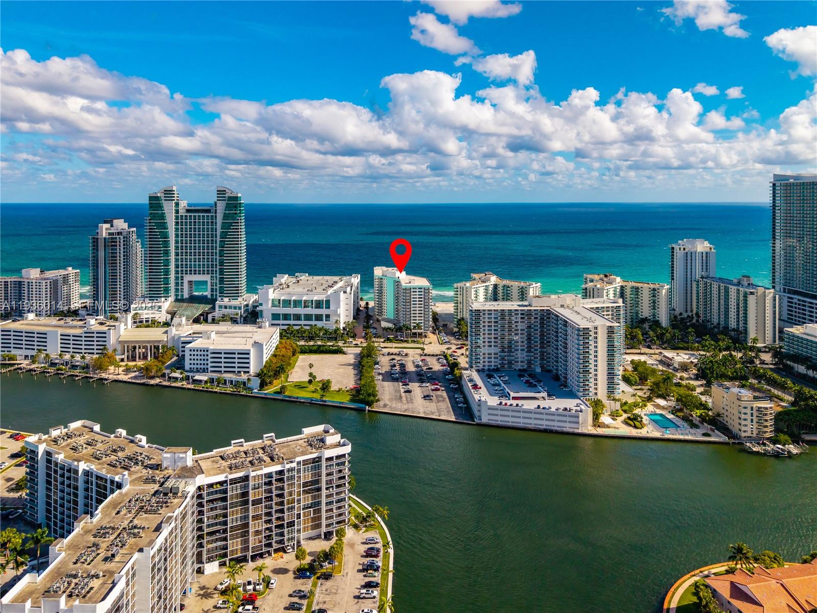 Photo of 3725 Ocean Dr  #1606, Hollywood, Florida, 33019 - 