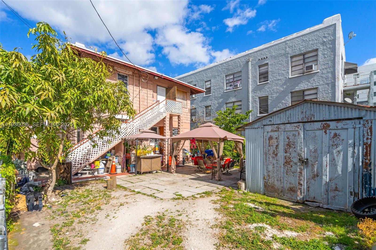 See details / sq. ft. $ 2025-12-29 0 Photo