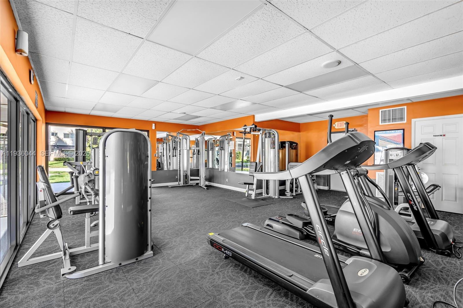 202 2 / 2 961 кв.футов $ 2025-12-29 0 Фото