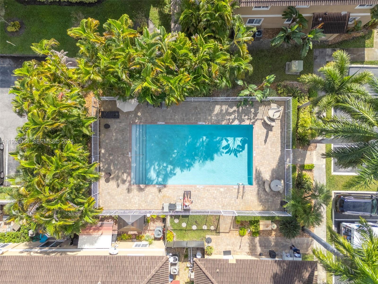 202 2 / 2 961 кв.футов $ 2025-12-29 0 Фото