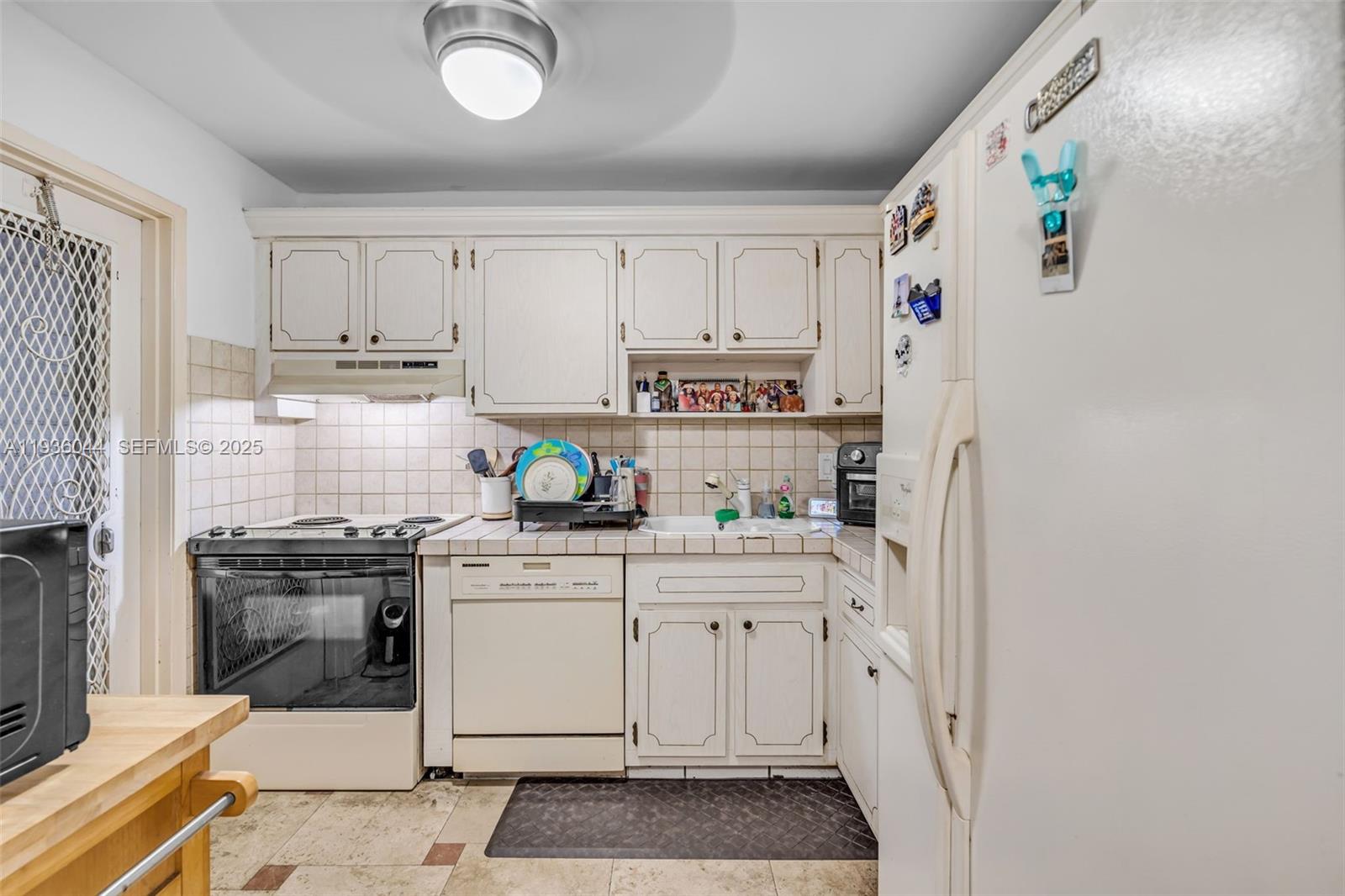 202 2 / 2 961 кв.футов $ 2025-12-29 0 Фото