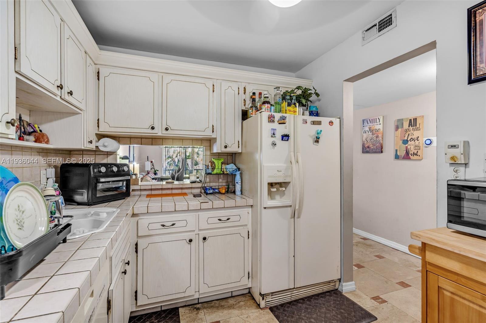 202 2 / 2 961 кв.футов $ 2025-12-29 0 Фото